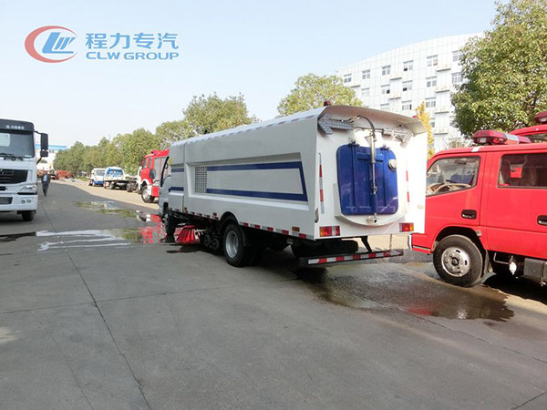 慶鈴五十鈴洗掃車(國五)