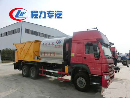 重汽后雙橋同步碎石封層車