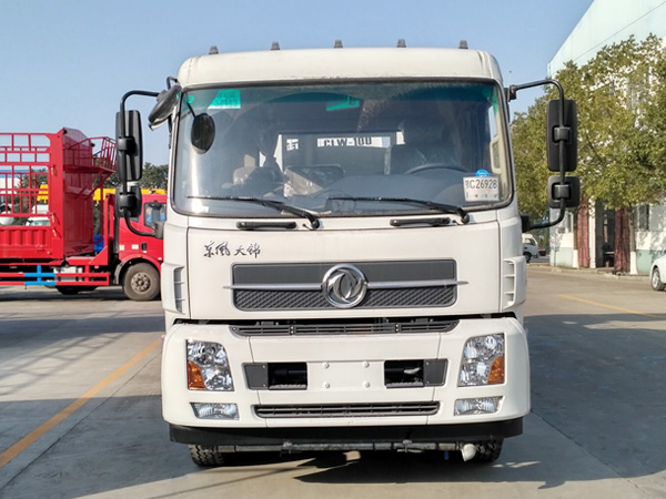東風天錦11方霧炮車