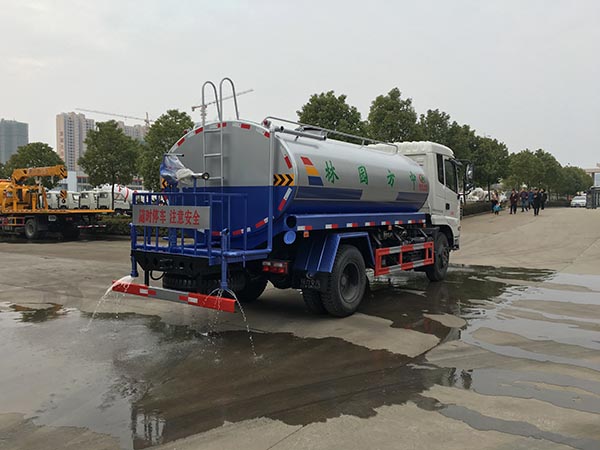 東風專用14噸灑水車