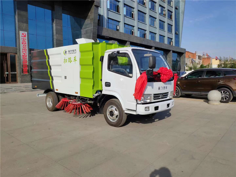 國六江淮5.5方掃路車