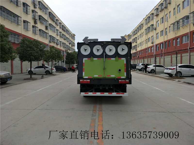 國六東風(fēng)5方干濕兩用吸塵車(適合東北使用)