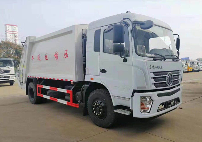 東風(fēng)專底壓縮垃圾車(12方)